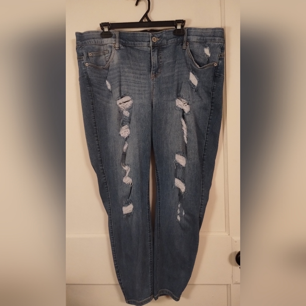 Torrid Premium Womens 22S Bombshell Skinny Stretch Jeans. Slimming High Rise.